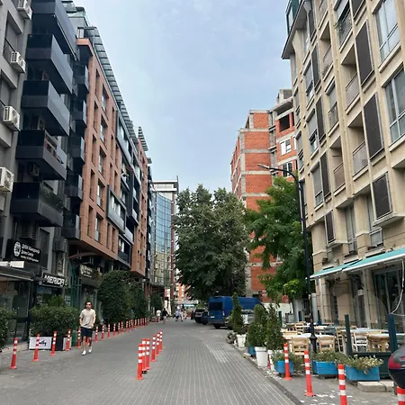 Apartment Bond City